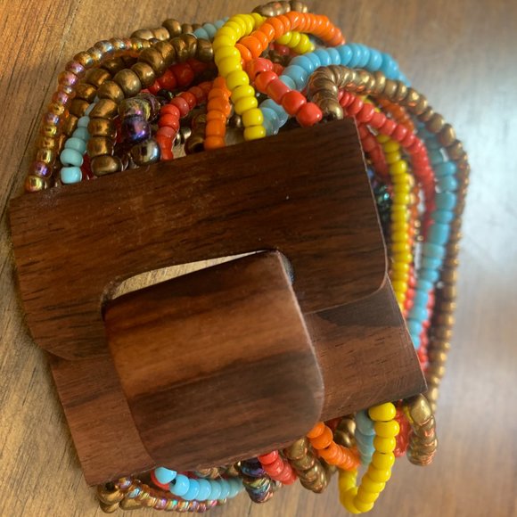 Beaded Jewelry Earrings & Bracelet - Picture 4 of 8